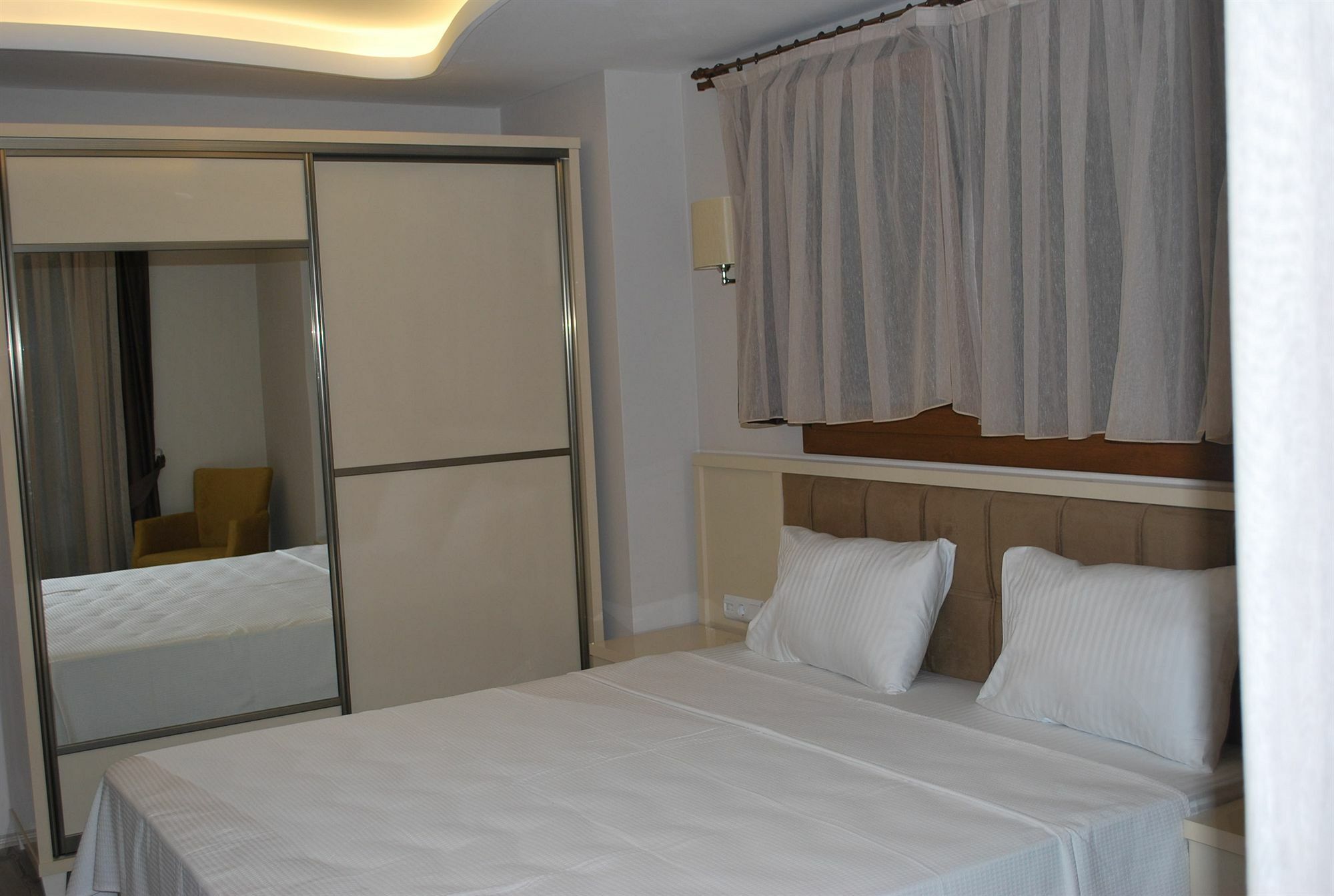 Funda Hotel Гьоджек Екстер'єр фото